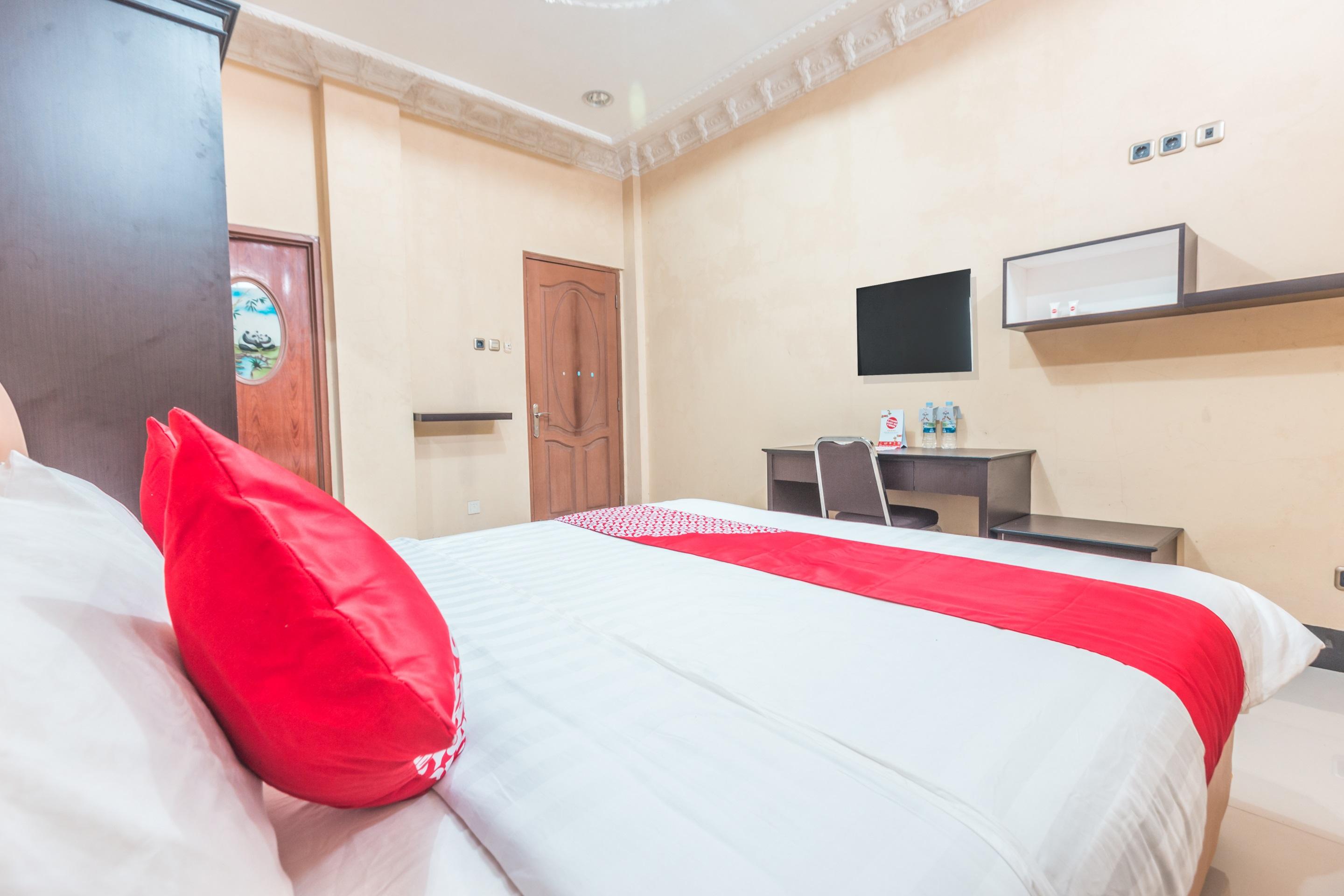 Super Oyo 1640 Fallinda Hotel Богор Екстериор снимка